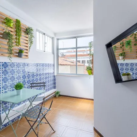 Apartamento Apartamento T2 Fredjo *